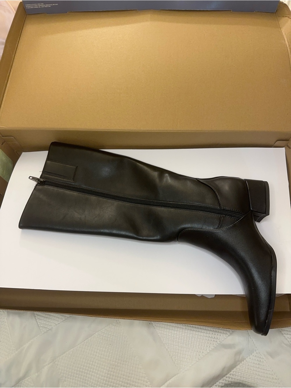 Universal Thread Black Knee-High Side-Zip Riding Boots